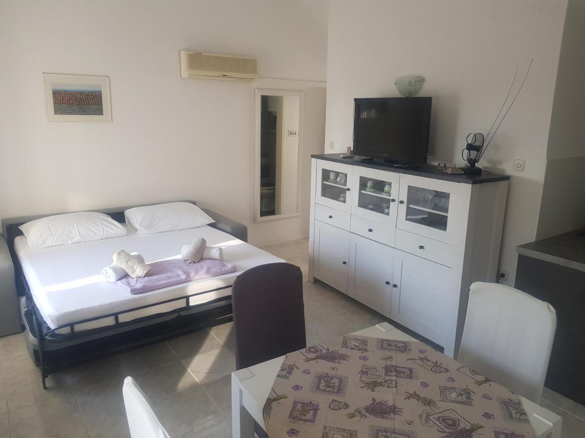 Studio Apartment Jelinek Brela Cameră foto